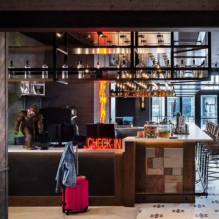 Moxy Springfield Downtown Hotel ภายนอก รูปภาพ