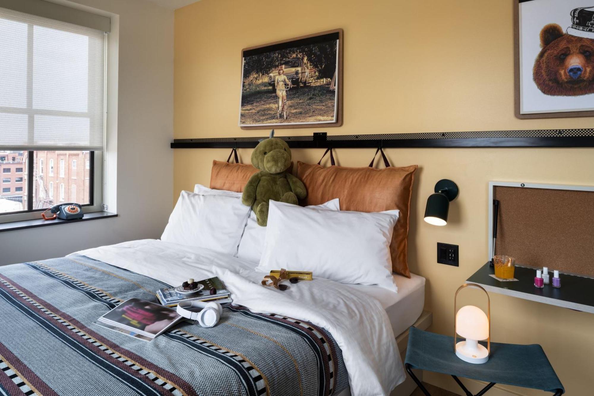 Moxy Springfield Downtown Hotel ภายนอก รูปภาพ